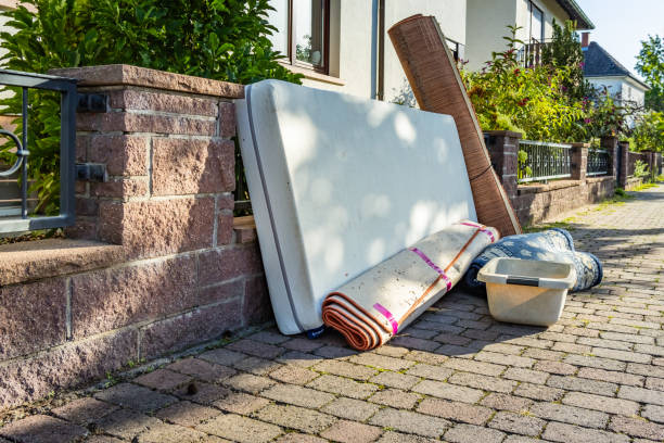 Best Yard Cleanup Services  in Sturgeon, MO